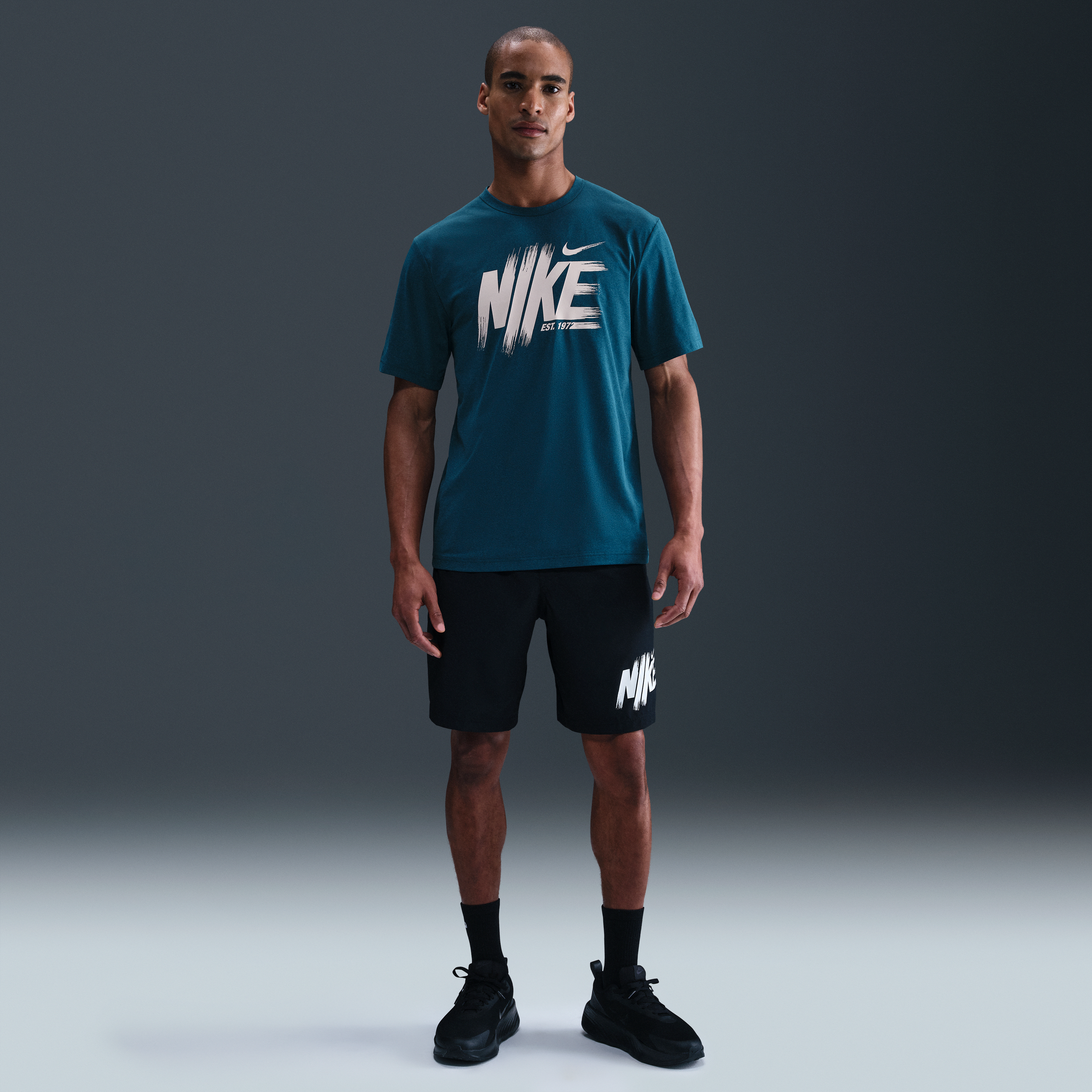 ★ Nike★ Dry Fit UV High Waist Short Sleeve Fitness Top M Nike Hyverse Men's Dri-FIT UV Short-Sleeve Fitness Top. Nike IN